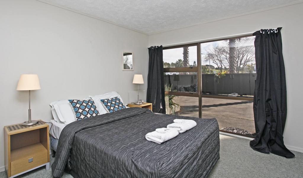 Walton Park Motor Lodge Воркверт Екстер'єр фото