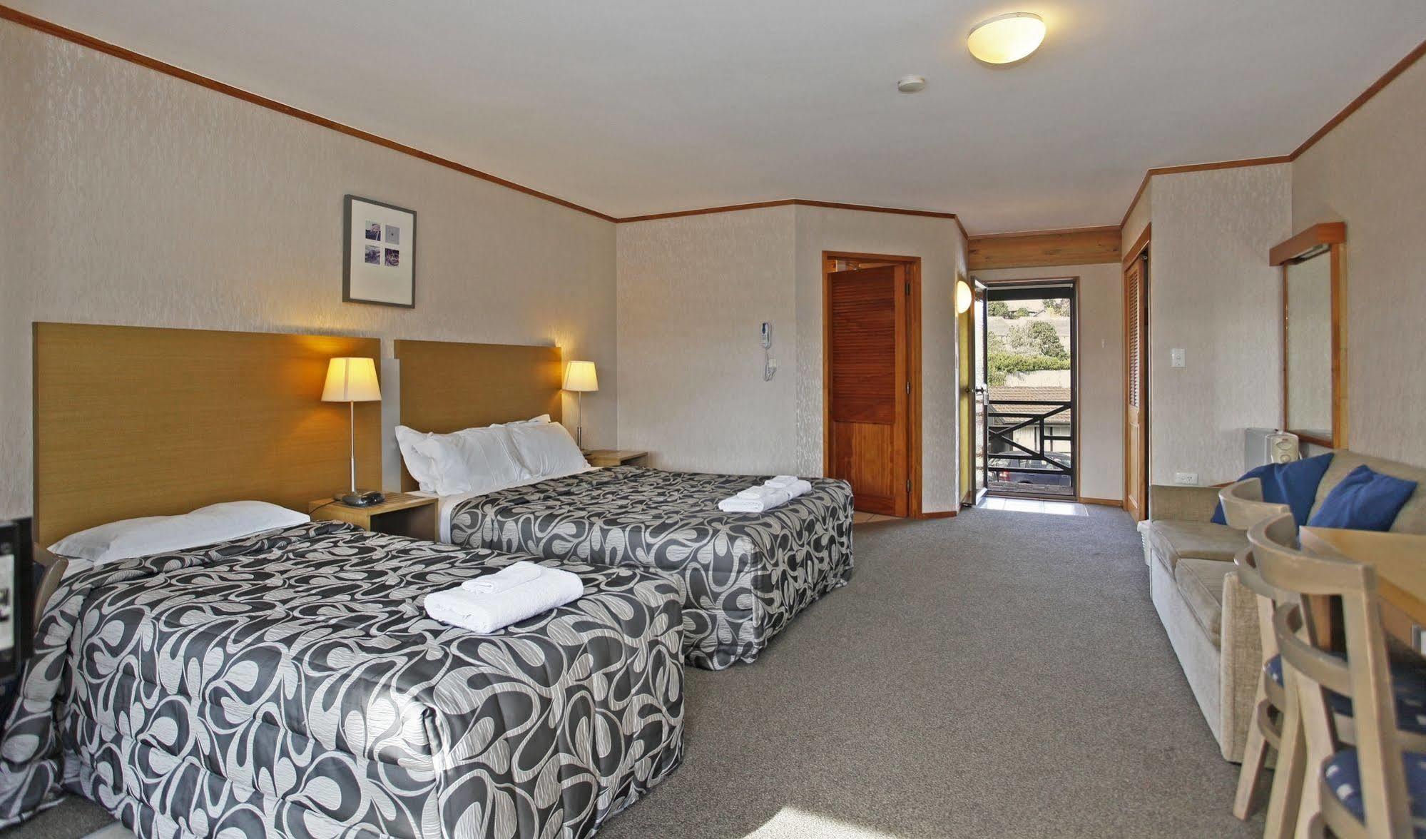 Walton Park Motor Lodge Воркверт Екстер'єр фото