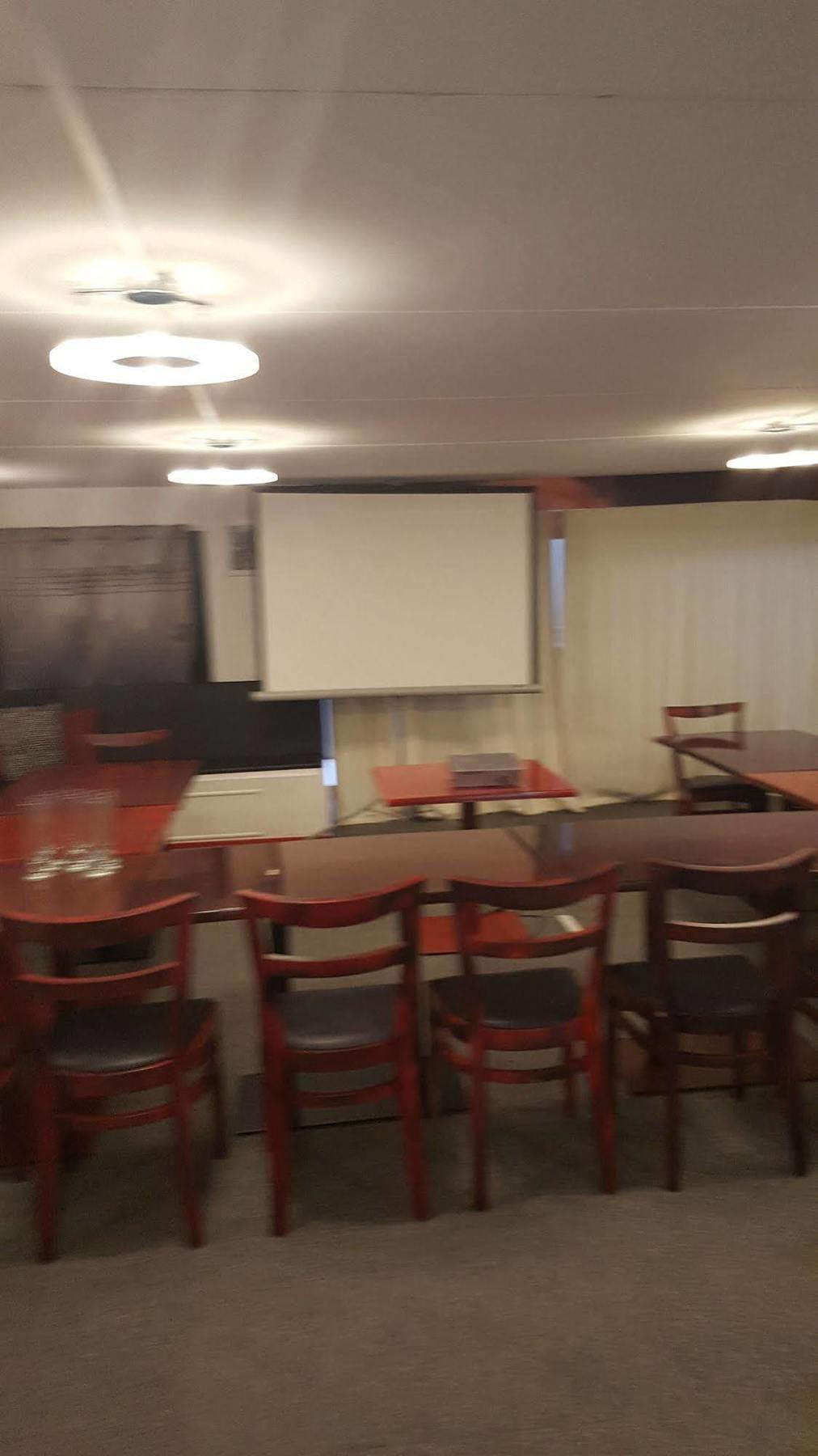 Walton Park Motor Lodge Воркверт Екстер'єр фото